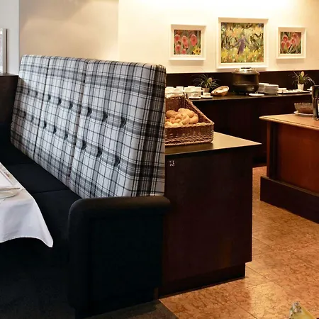 Seefelds 蒂罗尔-泽费尔德